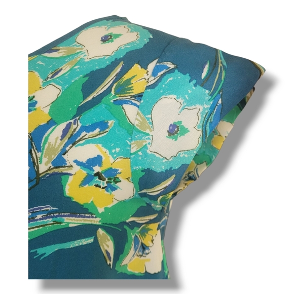 Ava Christine Women's Short Sleeve Hi-Lo Top. Size S - Picture 3 of 6